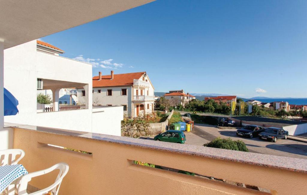 Apartmani Mile Krk Town Exteriör bild