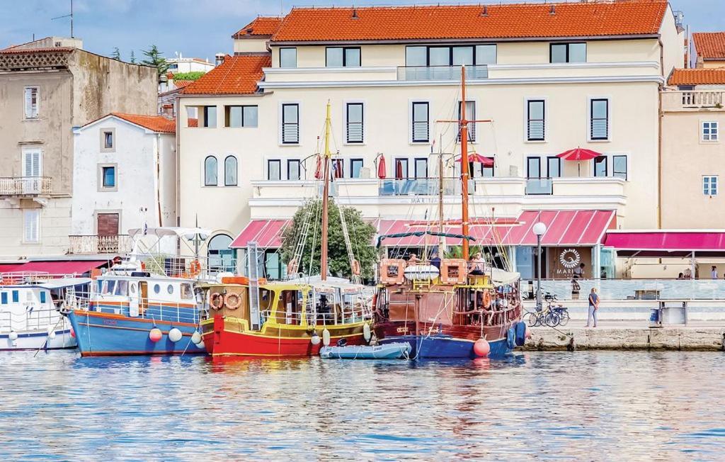 Apartmani Mile Krk Town Exteriör bild
